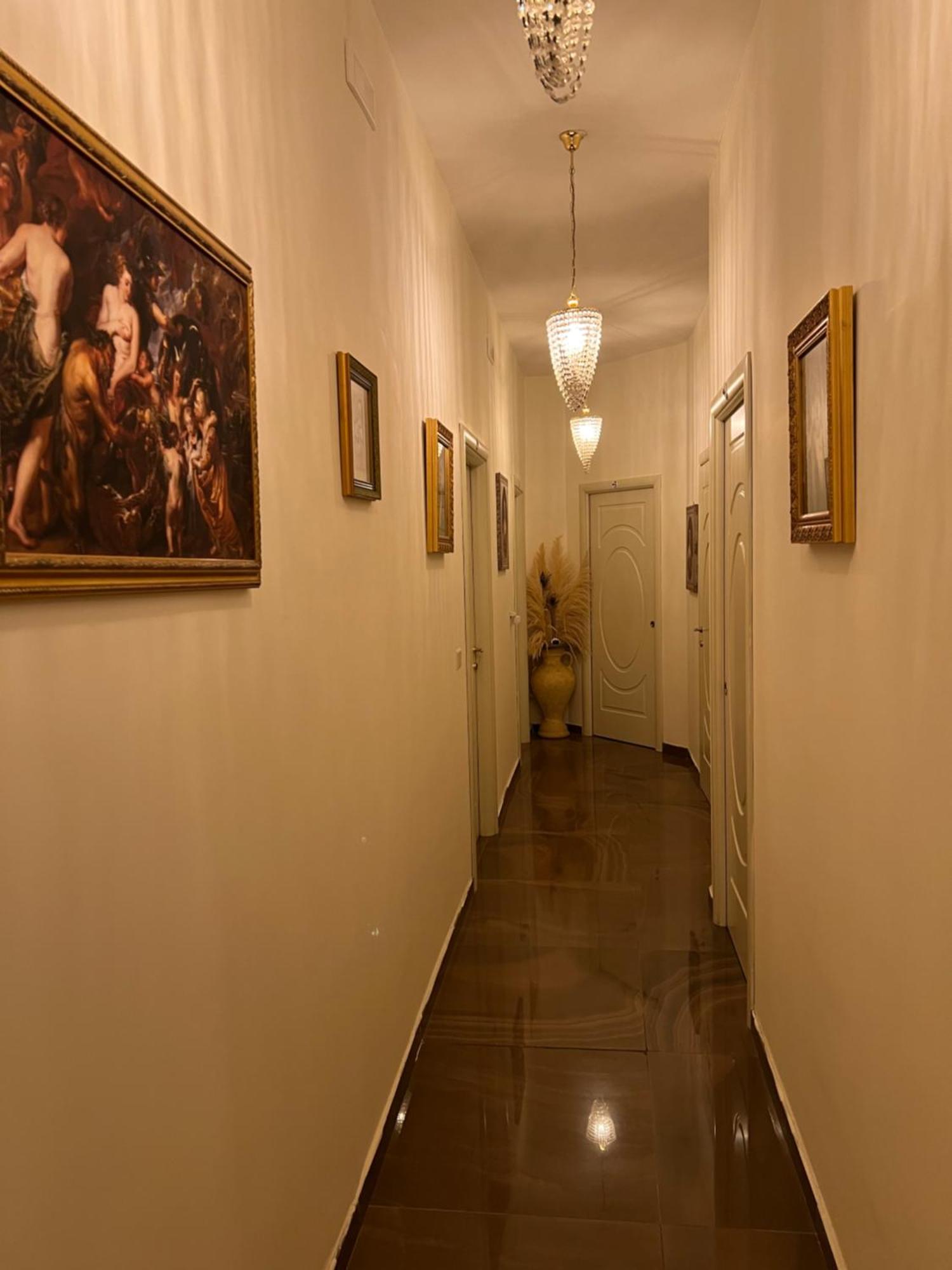 Bed and Breakfast Beb Mariafrancesca Neapel Exterior foto