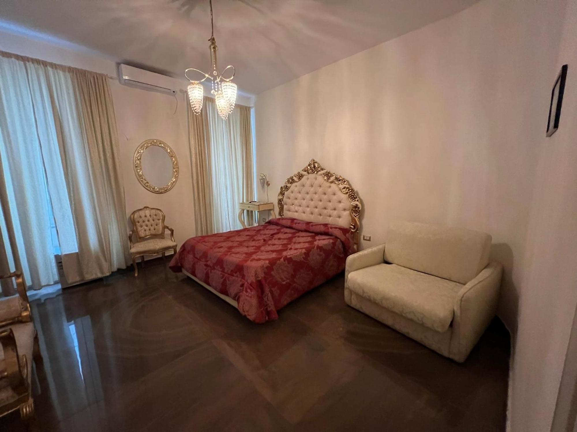 Bed and Breakfast Beb Mariafrancesca Neapel Exterior foto