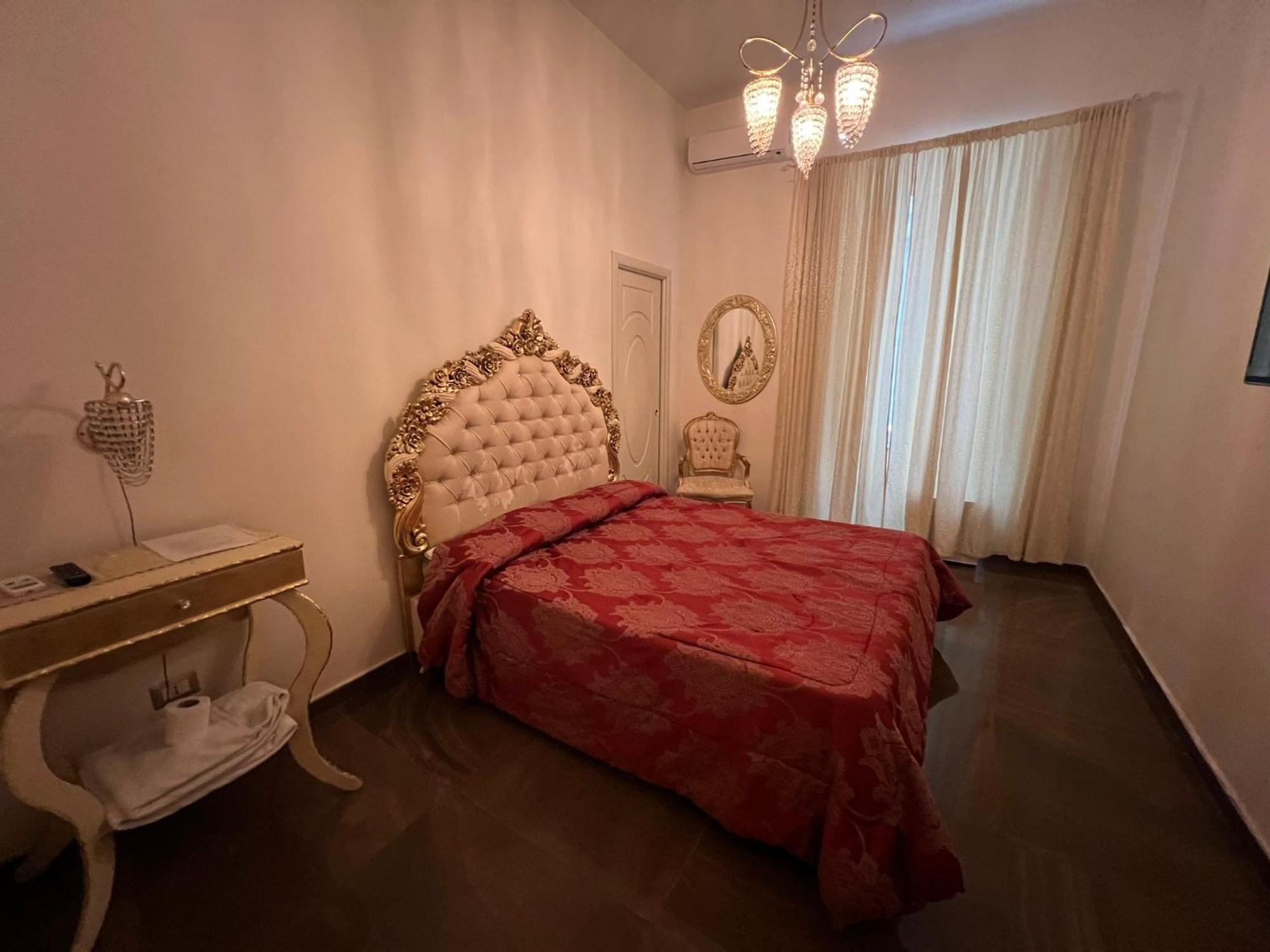 Bed and Breakfast Beb Mariafrancesca Neapel Exterior foto