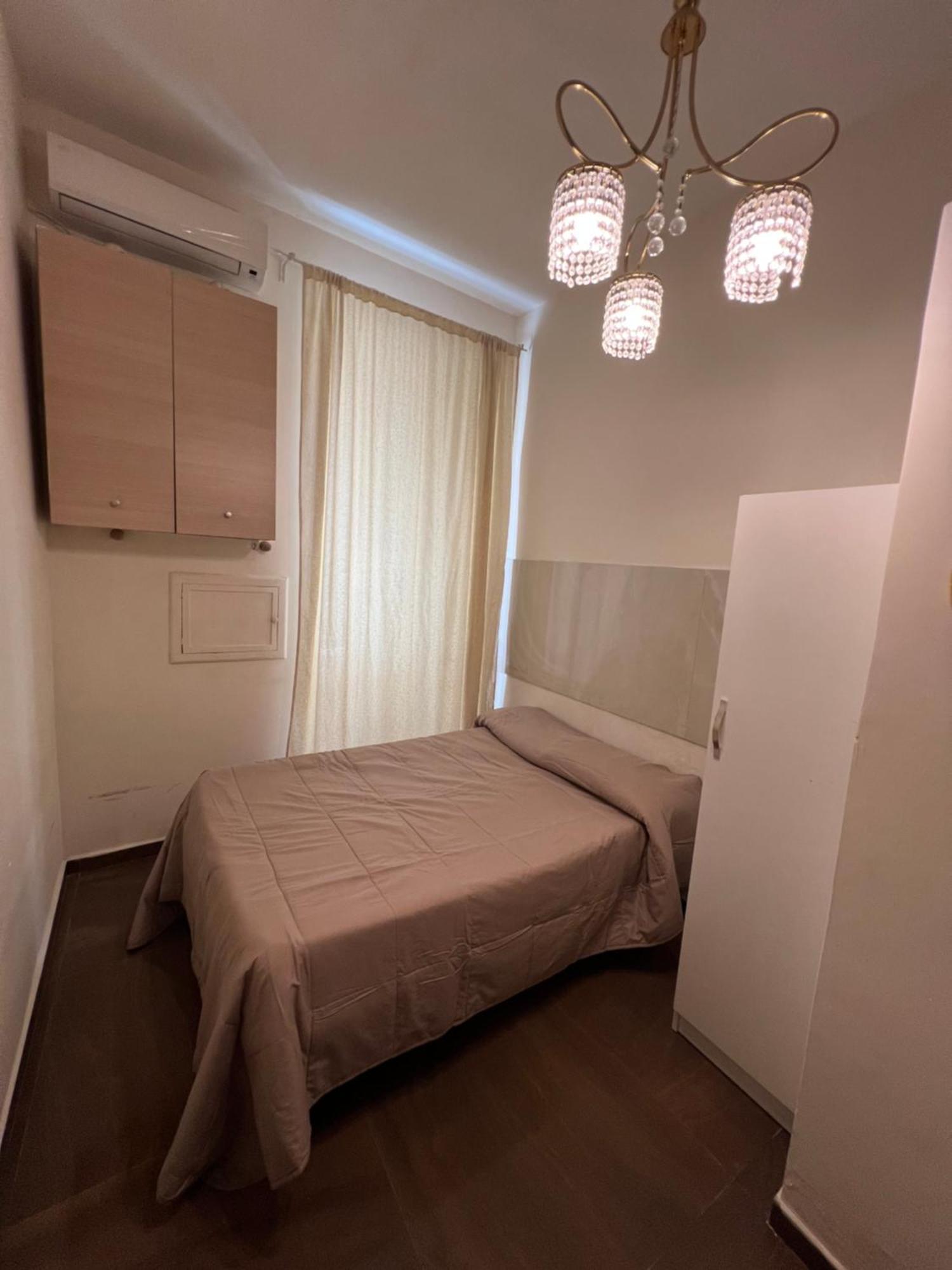 Bed and Breakfast Beb Mariafrancesca Neapel Exterior foto